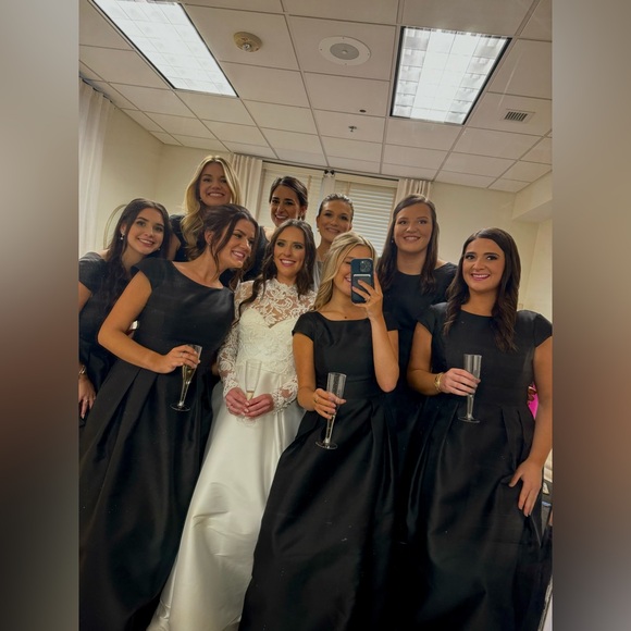 BLACK BRIDESMAID DRESS - Picture 3 of 4